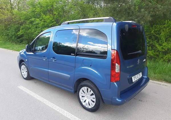 Citroen Berlingo cena 26900 przebieg: 255000, rok produkcji 2010 z Pakość małe 562